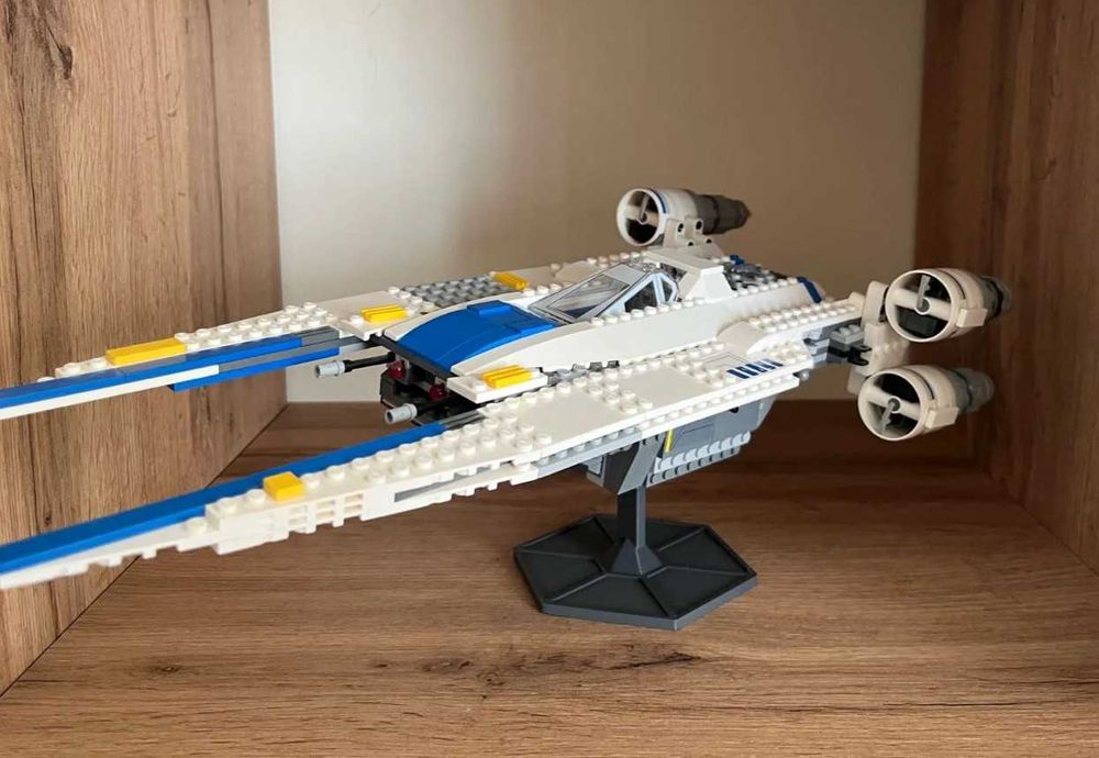 Suport / Stand Display înclinat 4x4 compatibil LEGO