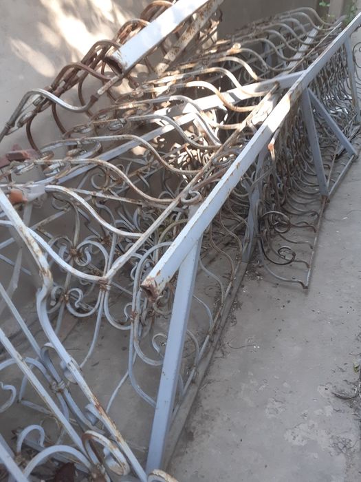 Срочно продам решотки и перила