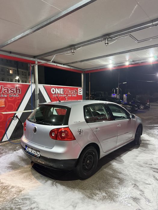 Vand Golf 5 1.4 benzina