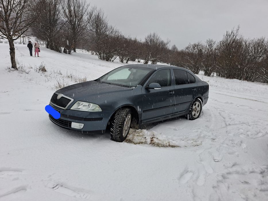 Vând skoda octavia 2