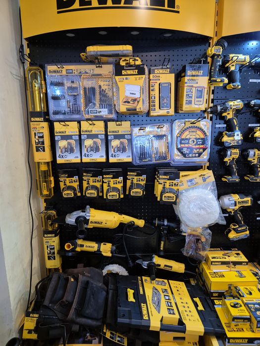 Masina de insurubat cu impact DeWalt DCF899P2-QW