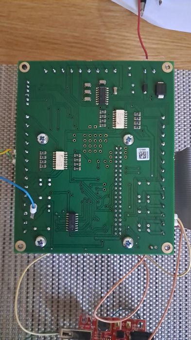 Modul Raspbery  programat pentru control.acces 4 uși