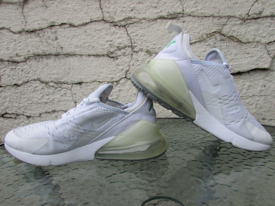 Маратонки Nike Air Max 270