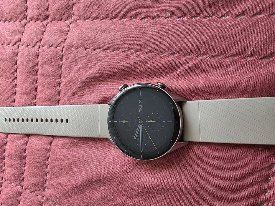 Продавам СМАРТ часовник Amazfit GTR 3