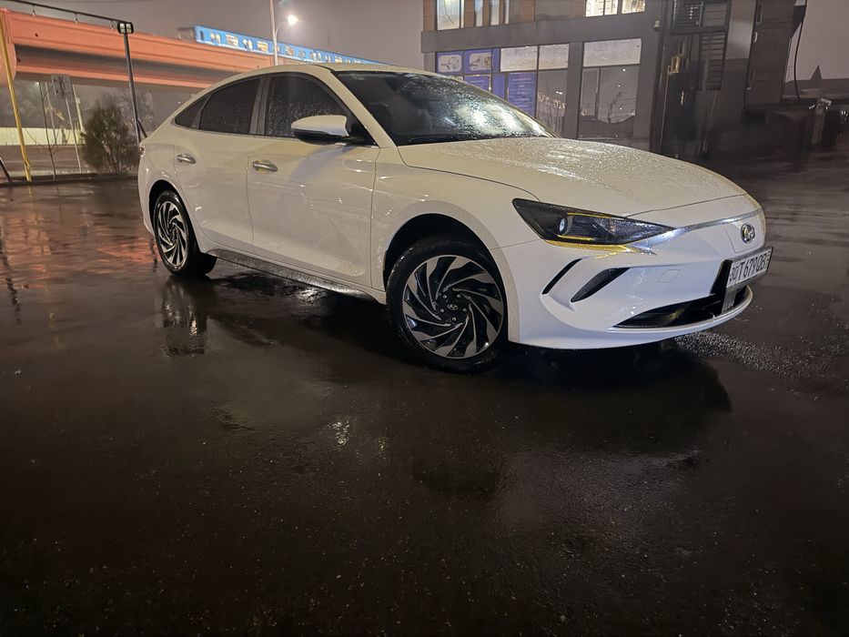 Hyundai lafesta eletro