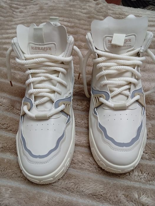 Продам кросовки мужские