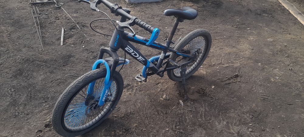 Продам на  5-8 лет