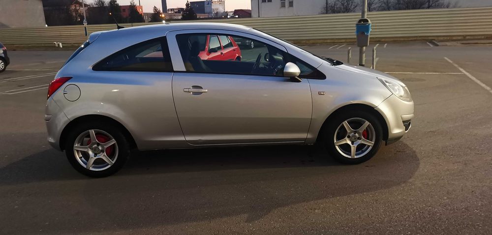 Opel Corsa 1.2 I 16V an 2008 168000 km EURO 4