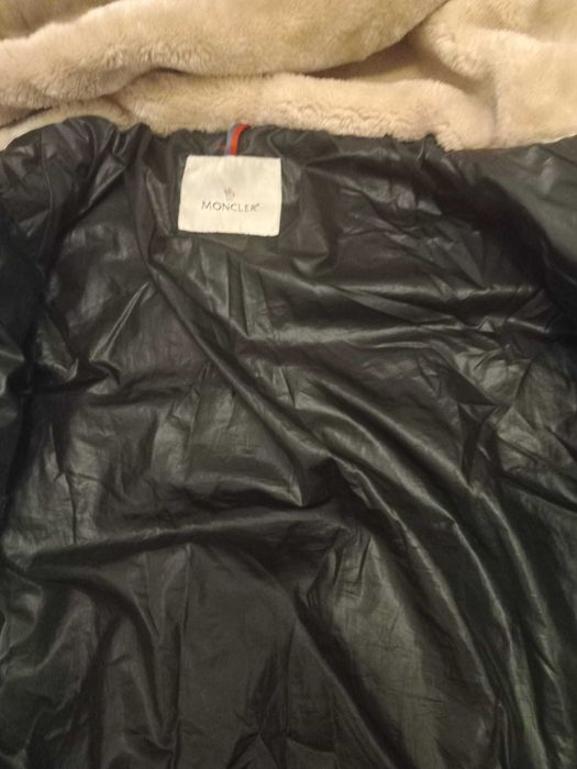 Vand geaca Moncler barbati