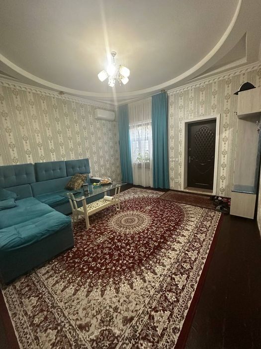 Juda chiroyli va shinam uy.