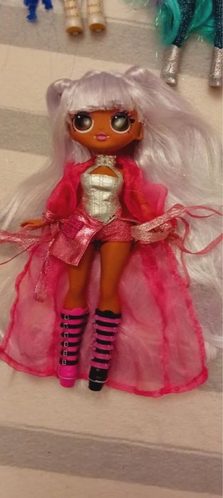 De vinzare papusele lol in stare buna!