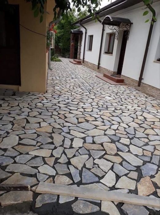 Vand si montez piatra
