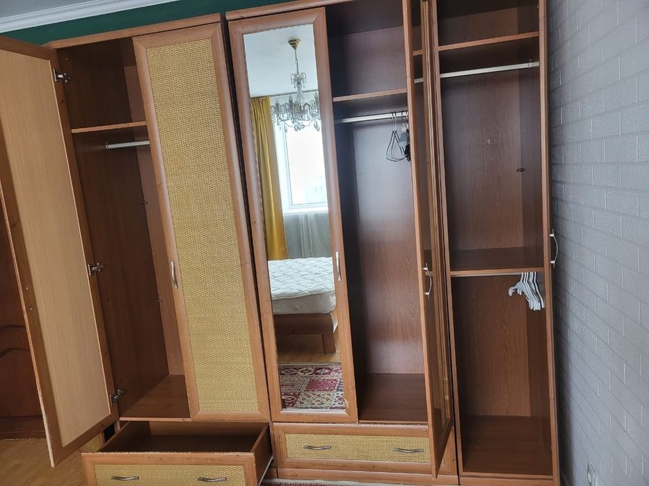 Спальный гарнитур