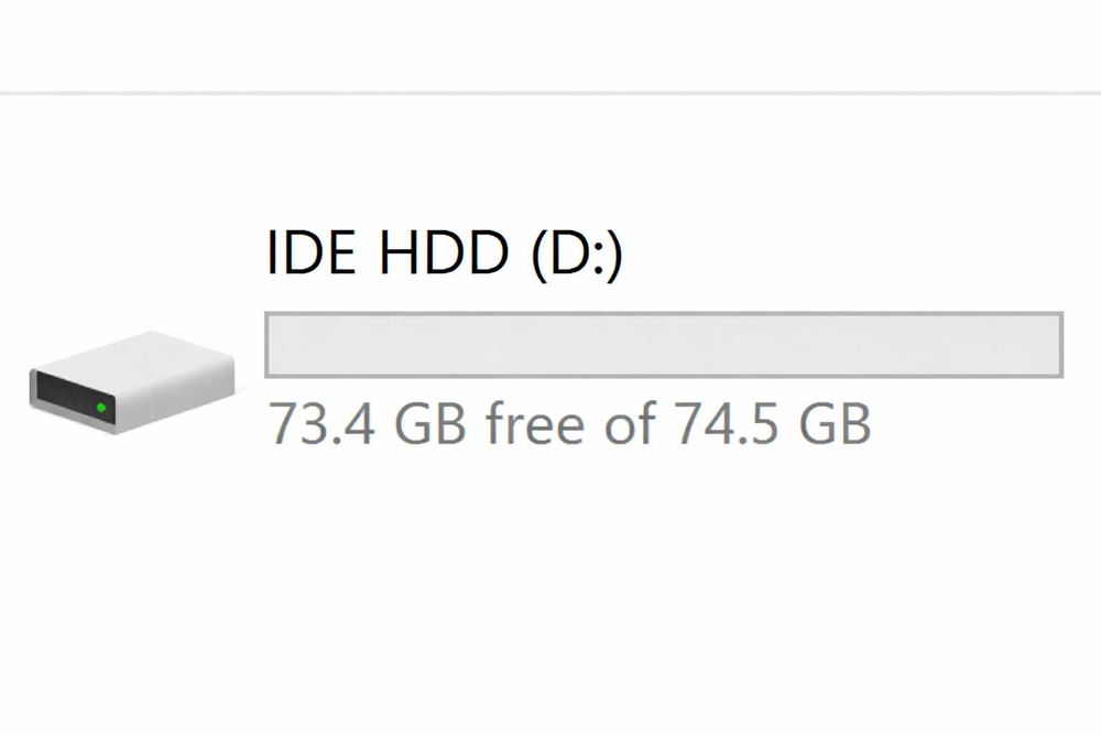 Твърд диск 80GB Hitachi Deskstar IDE/PATA – 3.5" за настолен компютър