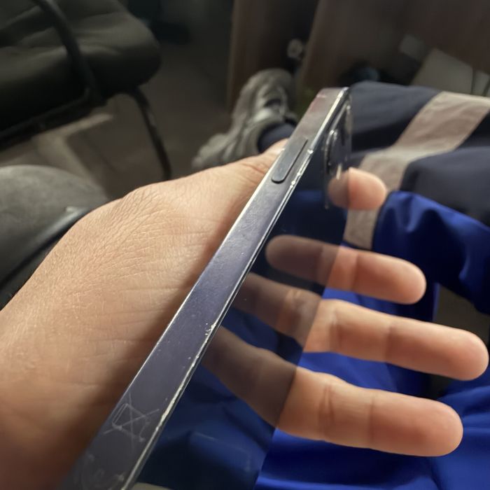 Продам айфон 12 мини