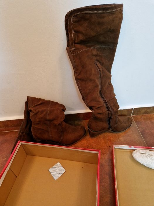 Cizme lungi deasupra genunchiului piele întoarsă mărimea 38