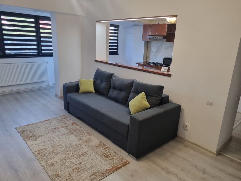 Apartament 2 camere de închiriat – Mazepa, parter