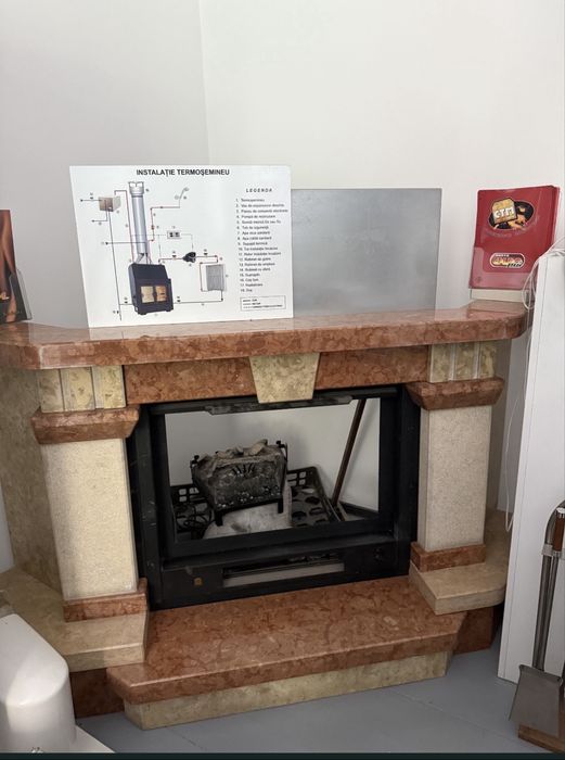 Imbrăcăminte marmură șemineu/ termoșemineu Italia