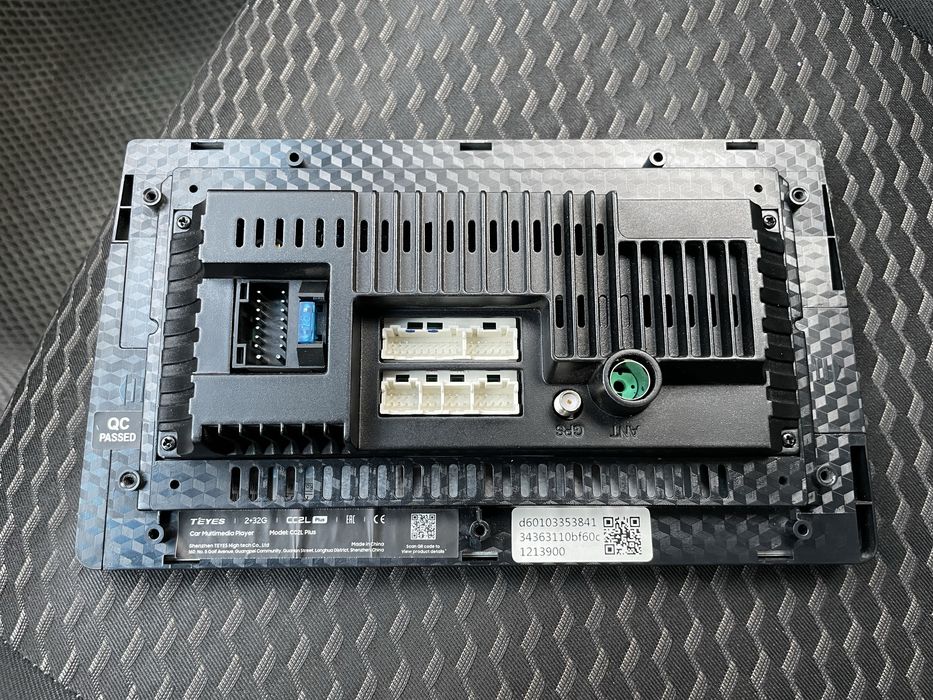 Teyes cc2l plus авто магнитол