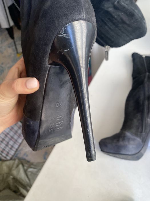 Замшевые ботфорты весенние