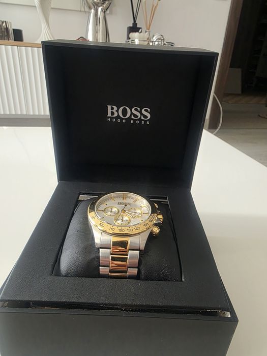 Ceas Barbati Hugo Boss Cumparat din Londra am si Bonul de la Hugo Boss