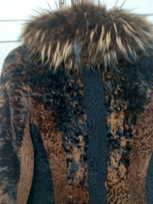 Пальто натуральный каракуль