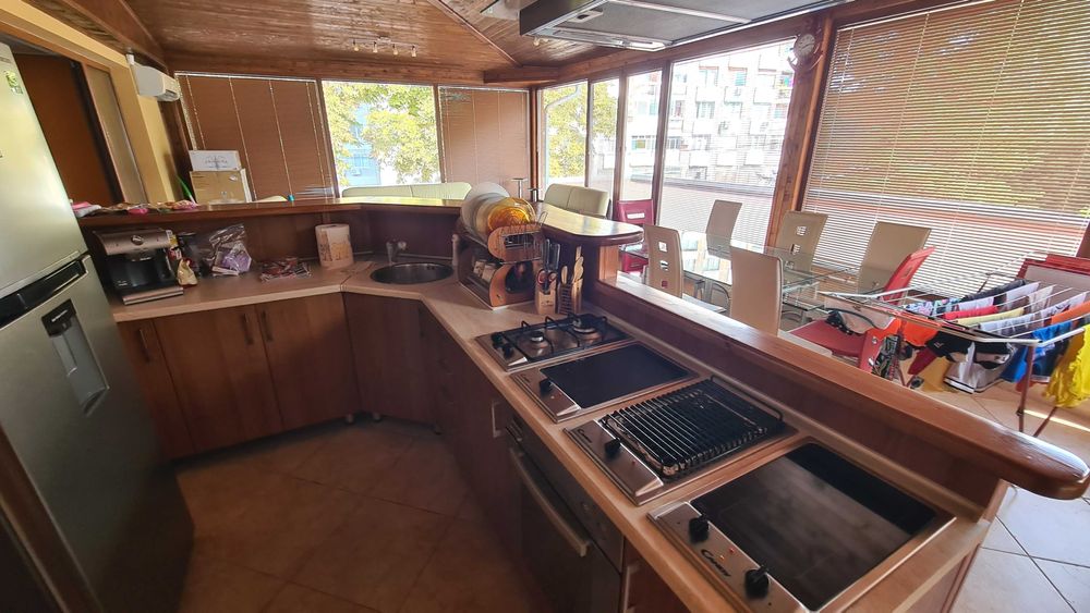 Продава се Тристаен апартамент в Разград, Освобождение - 150 кв.м за 1667 €/кв.м - Снимка #9