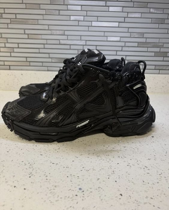 Sneakers balenciaga runner led