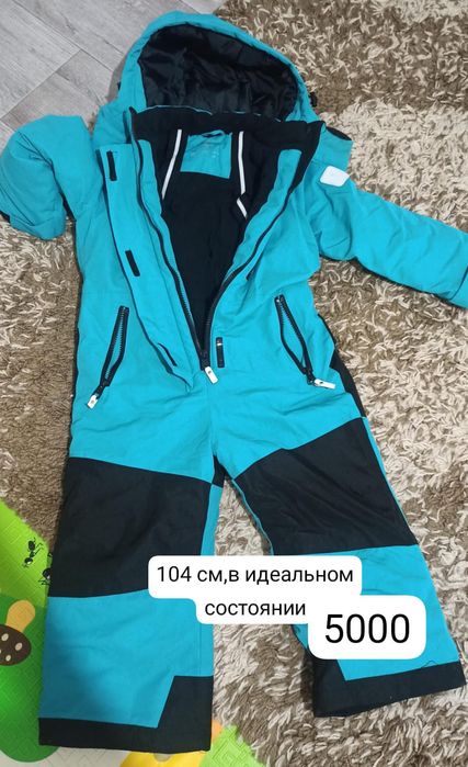 Продам срочно детские вещи