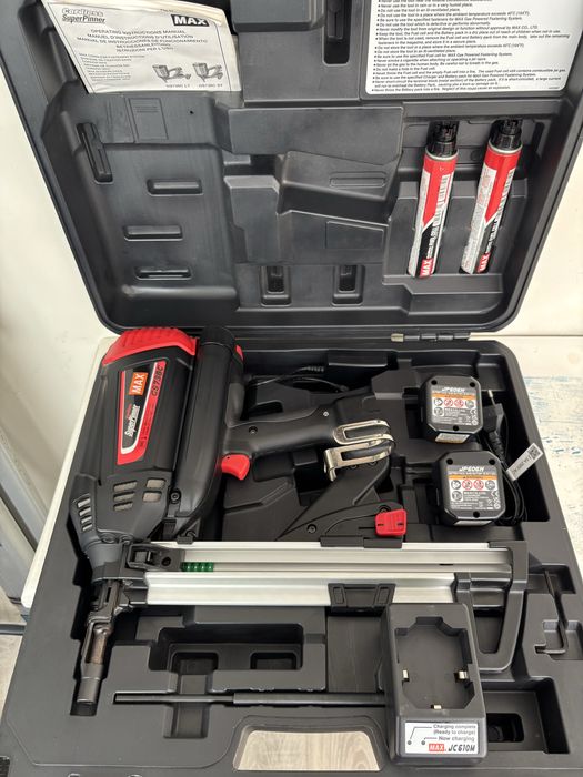 Pistol Max GS 738C  Cuie Beton Nou Nefolosit !
