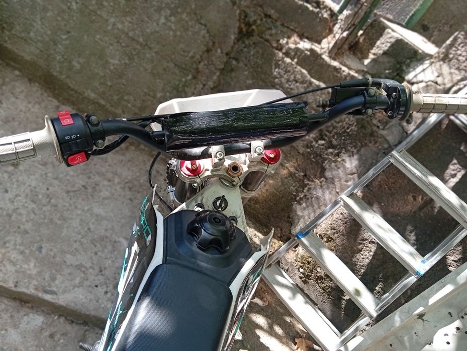 Продавам мотор 125cc