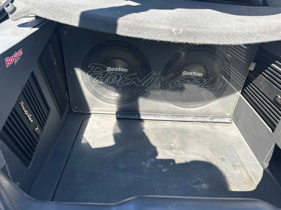 продавам Ford Cougar 2.5 с уникална музика