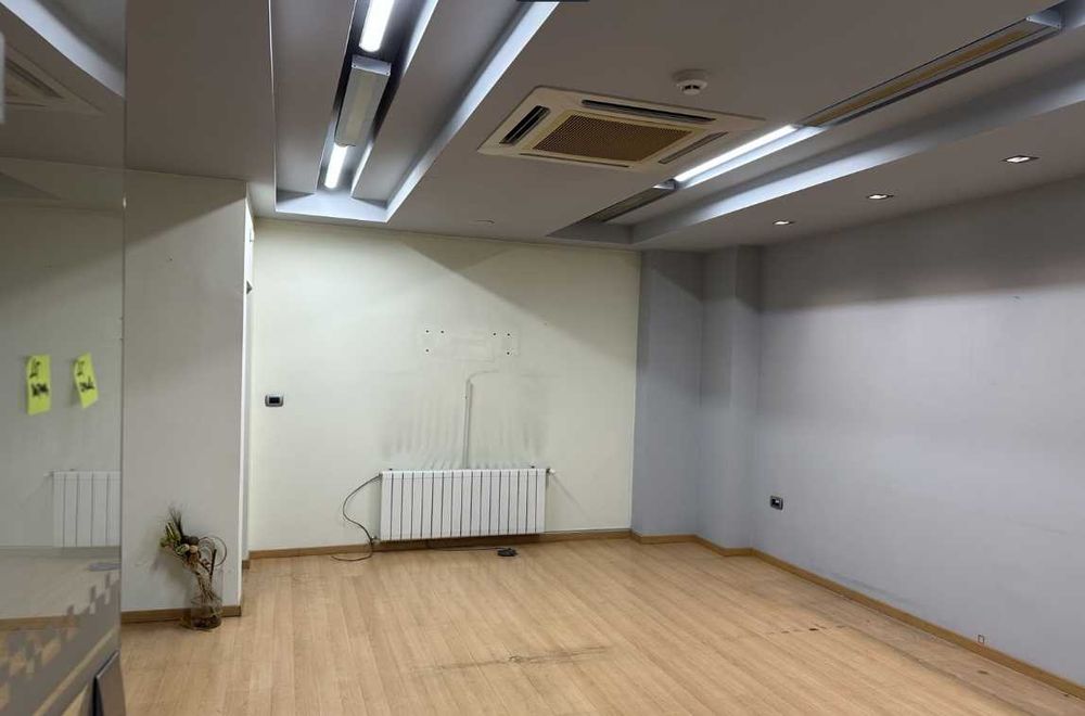 Дава се под наем Склад в Варна, Победа - 1550 кв.м за 5425 € - Снимка #21