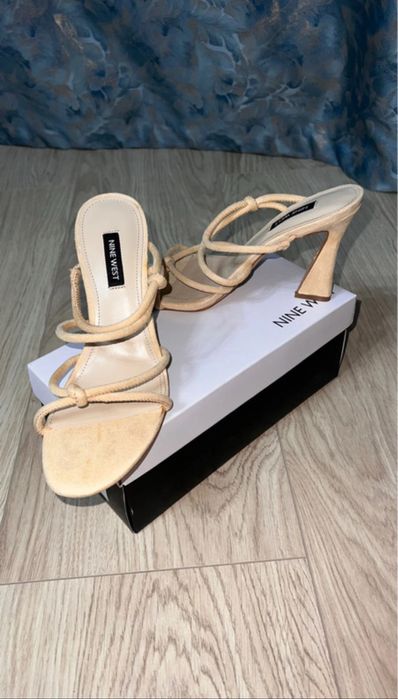 Papuci cu toc Nine West