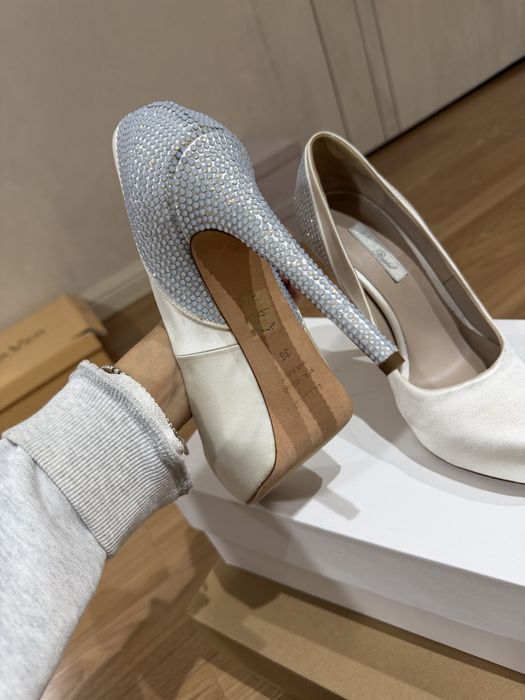 Свадебные туфли на высоком каблуке