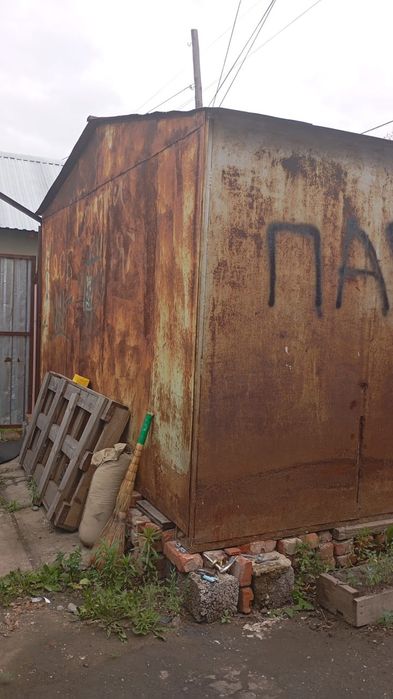 Продам гараж переноснои железныи