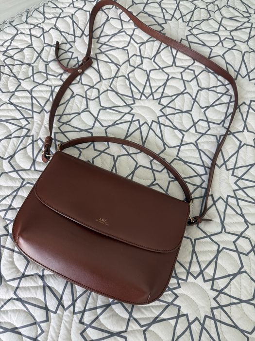 Сумка кожаная A.P.C.