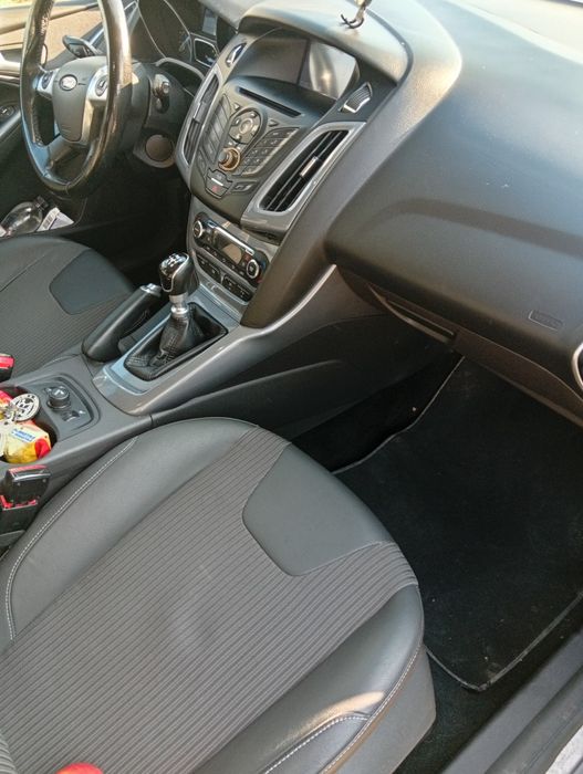 Se vinde Ford Focus
