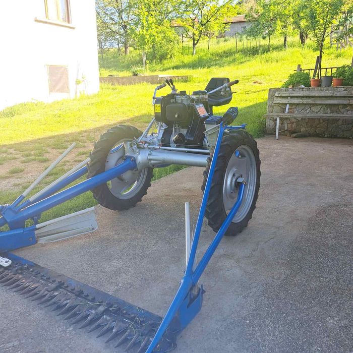 Продава се Косачка