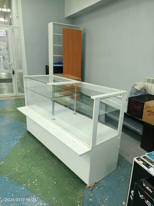 Прилавок со стеклом, б/у,  продажа