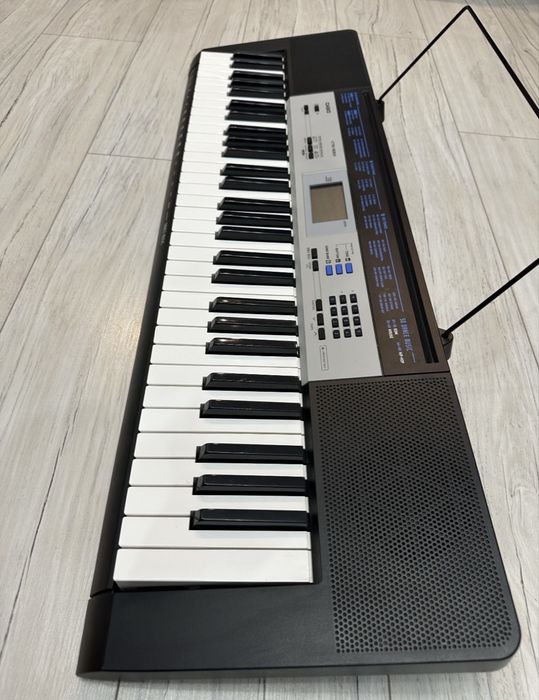 Синтезатор CASIO CTK-1550
