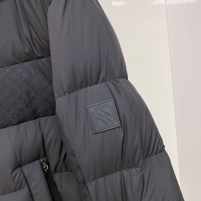 Geaca Louis Vuitton , calitate premium , pe comanda , noua, M