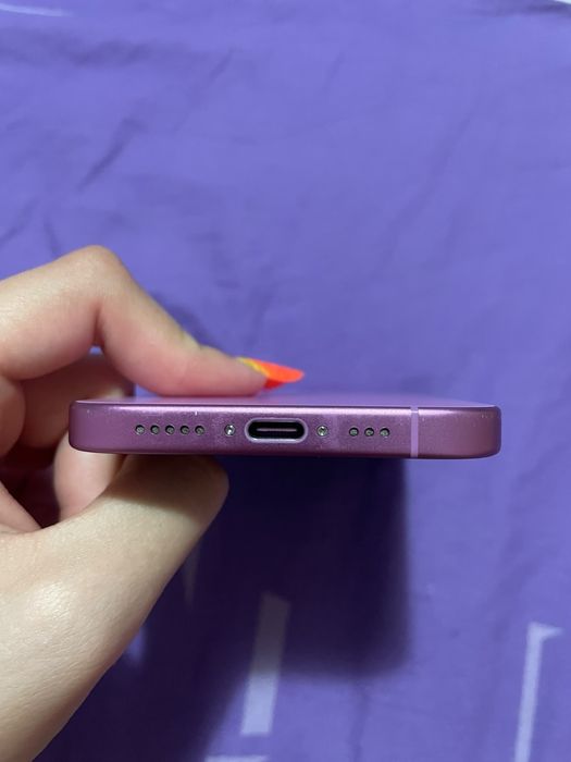 Telefon iphone 16