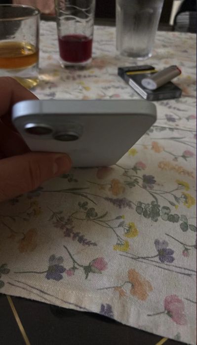 Продава се Iphone 15 128gb