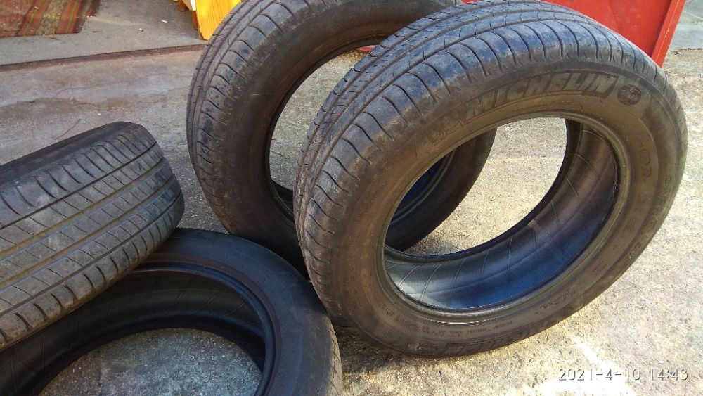 гуми Michelin 205/60 16R - 4 бр.