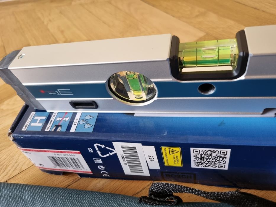 Nivela laser (clinometru digital) Bosch Professional GIM 60 L, 30 m, clasa laser 2, 60 cm lungime