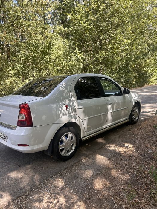 Vand dacia logan