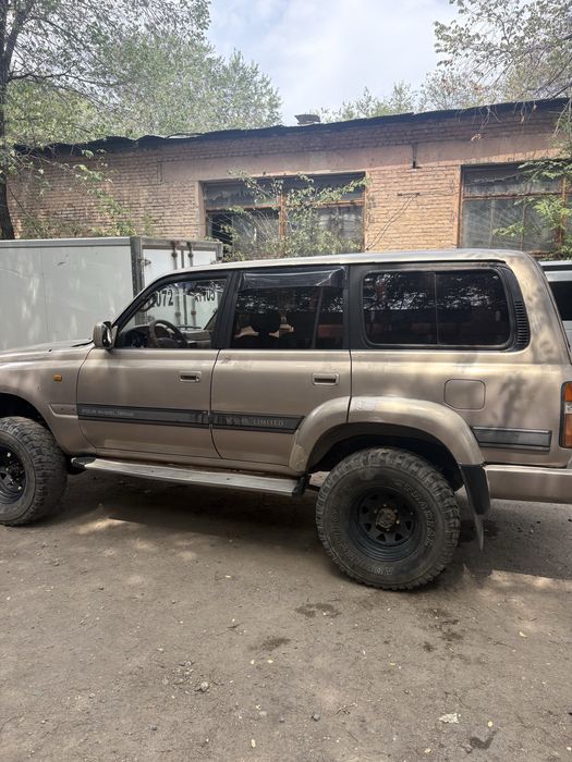 Ланд крузер 80, 1997 мкпп, бензин 4500