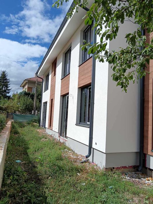 Продава се Къща в Костинброд - 134 кв.м за 1493 €/кв.м - Снимка #1