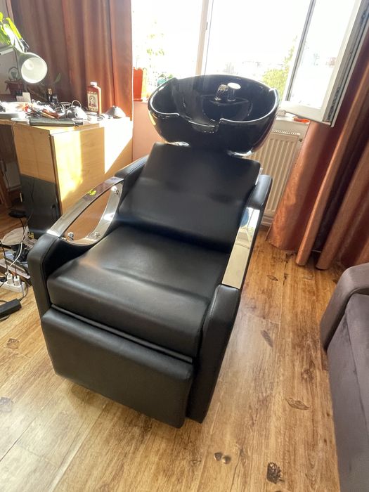 Scafă Coafor Profesională - Ca Nouă (Folosită doar 3 luni)